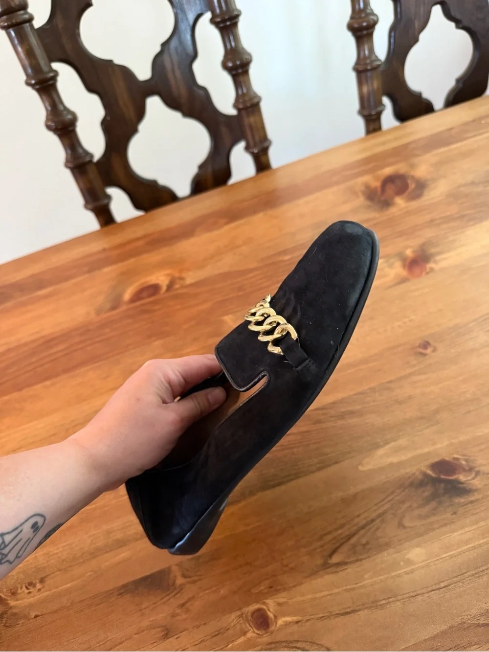 AEROSOLES Black Suede Loafers with Gold Chain Accent size 10